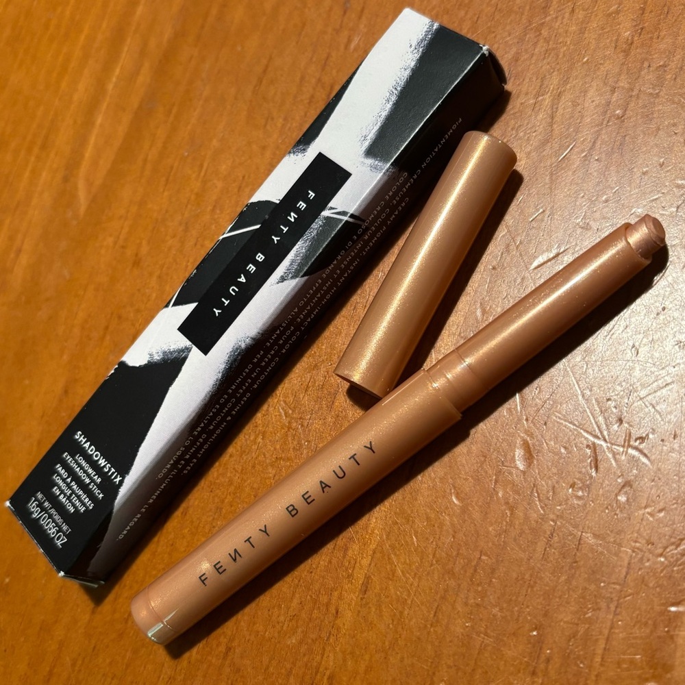Fenty Beauty Shadowstix Longwear Eyeshadow Stick Bellini Bash